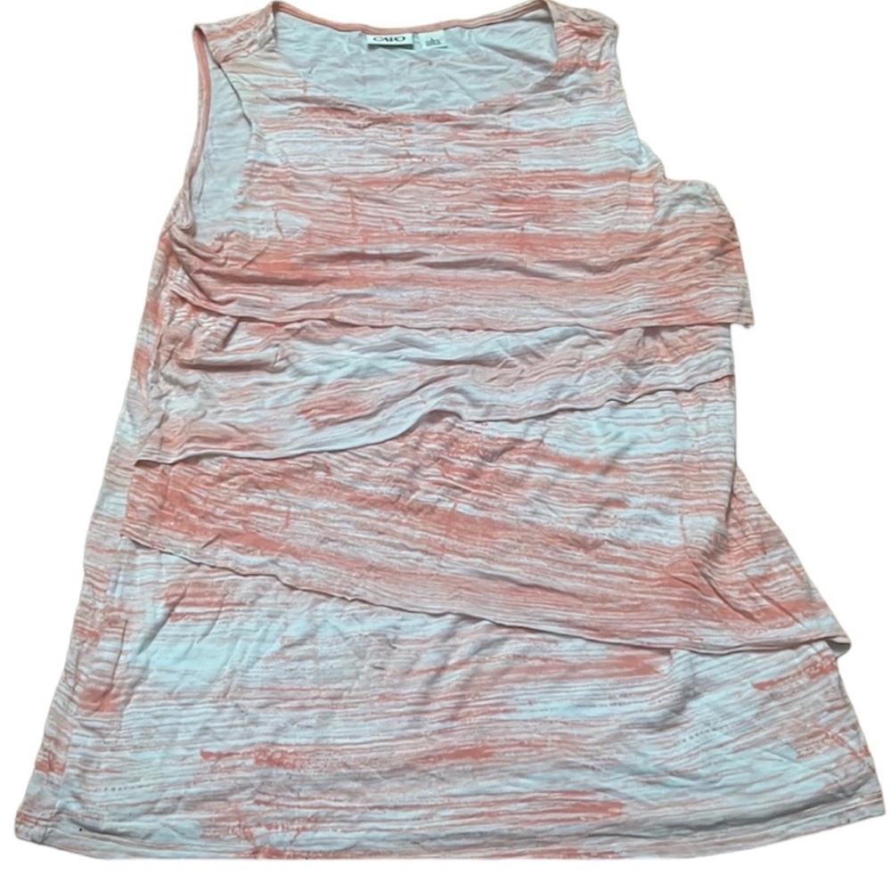 Gorgeous pink ruffled tank top women’s size large